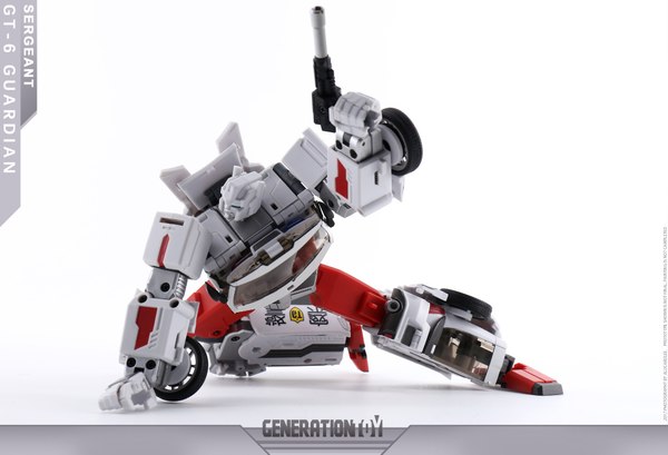 Generation Toy GT 6 Sergeant Not Streetwise From Unofficial MP Protectobots Team 05 (5 of 9)